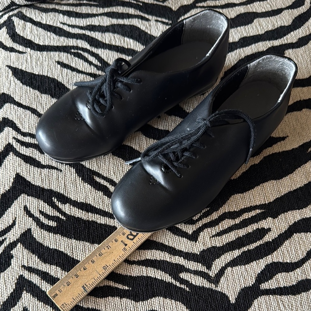 Capezio Black Tap Shoes with Silver Taps